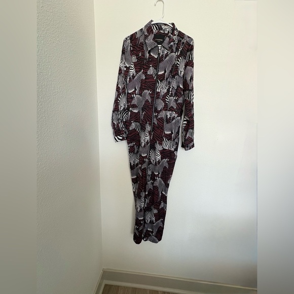 le superbe Pants - Chic Zebra Print Jumpsuit in Black and White Le superbe nwot size 2